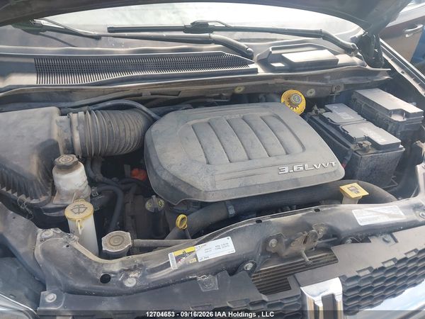 2018 DODGE GRAND CARAVAN CREW — I10