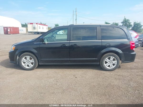 2018 DODGE GRAND CARAVAN CREW — I14