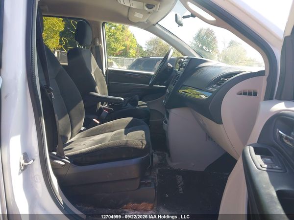 2016 DODGE GRAND CARAVAN SE/SXT — I5