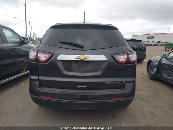 2015 CHEVROLET TRAVERSE LS — I17