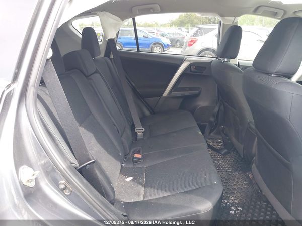 2016 TOYOTA RAV4 LE — I8