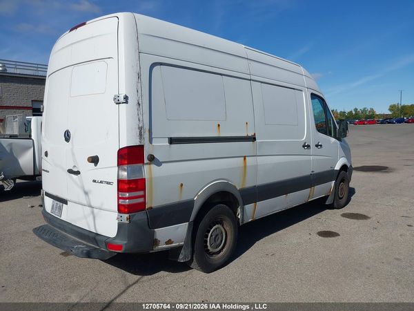 2014 MERCEDES-BENZ SPRINTER 2500 — I4