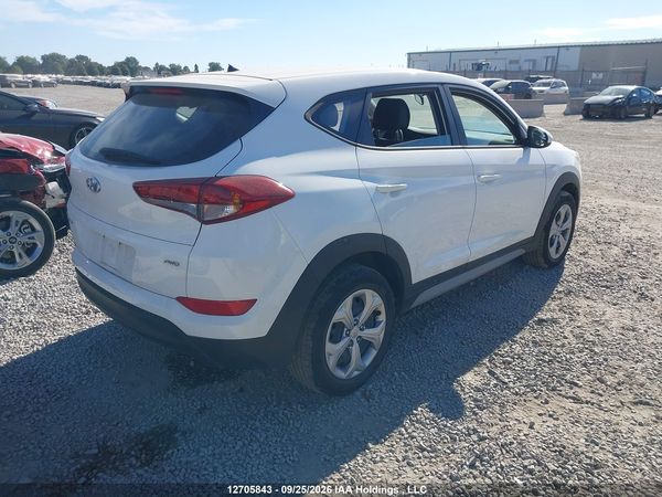 2018 HYUNDAI TUCSON BASE 2.0L — I4