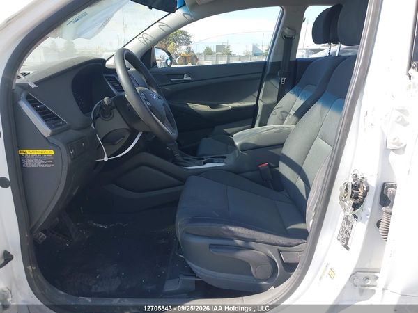 2018 HYUNDAI TUCSON BASE 2.0L — I17