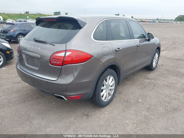2012 PORSCHE CAYENNE — I4