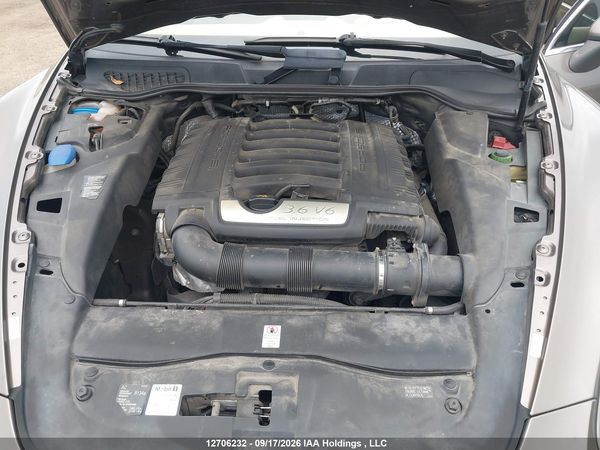 2012 PORSCHE CAYENNE — I10