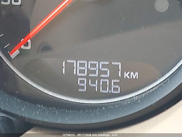 2012 PORSCHE CAYENNE — I15