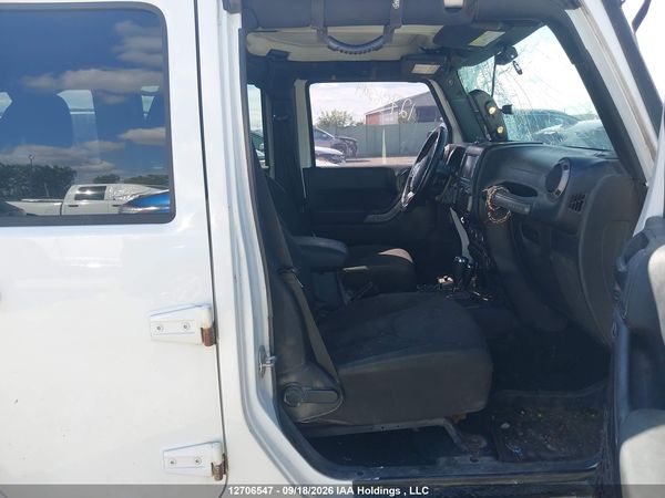 2016 JEEP WRANGLER UNLIMITED SPORT — I5