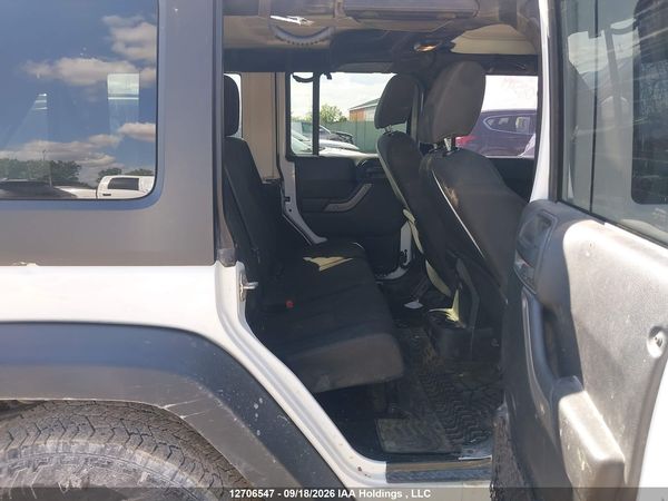 2016 JEEP WRANGLER UNLIMITED SPORT — I8