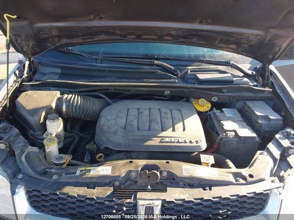 2016 DODGE GRAND CARAVAN SE — I10