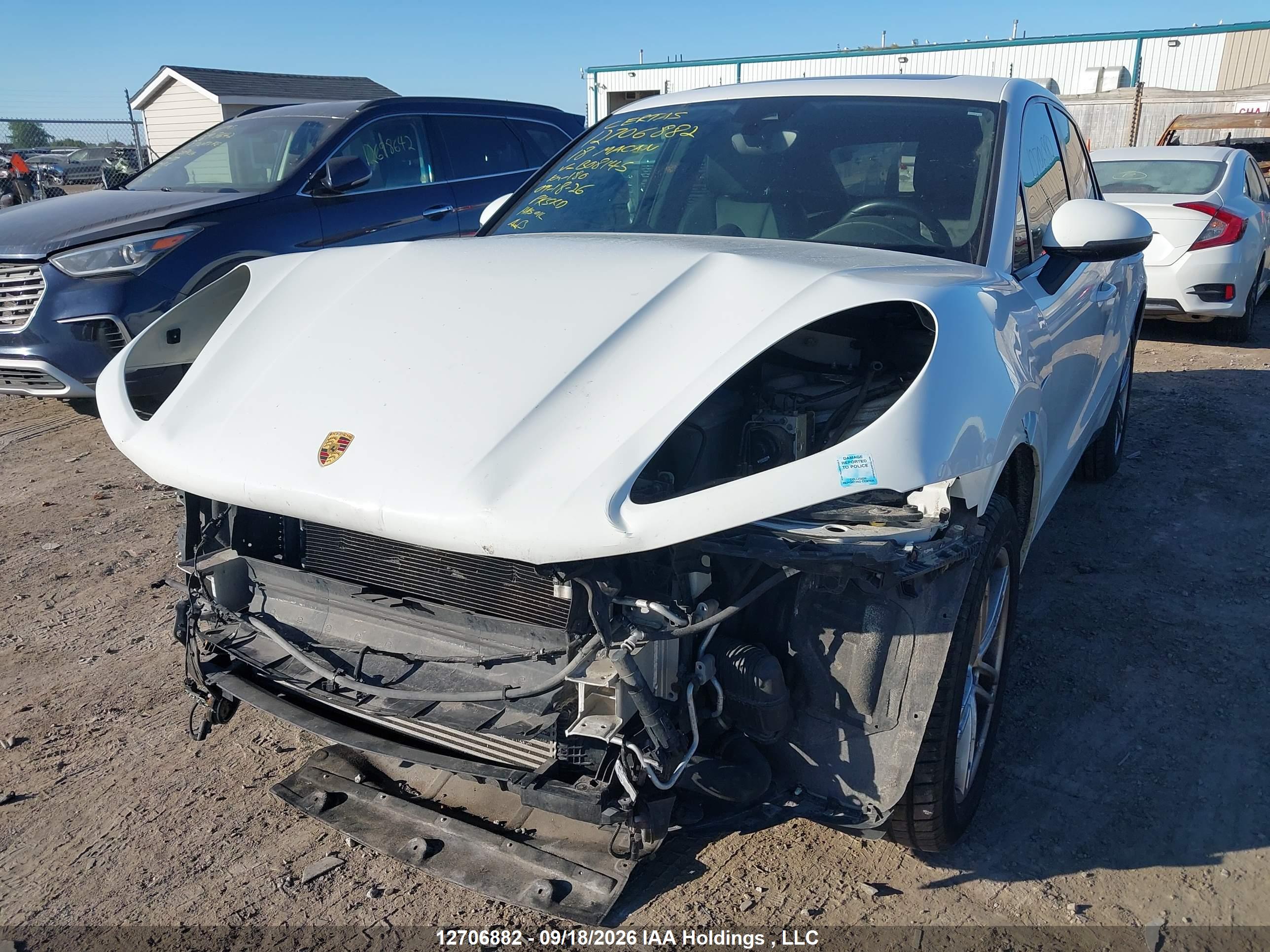 2018 PORSCHE MACAN — I2