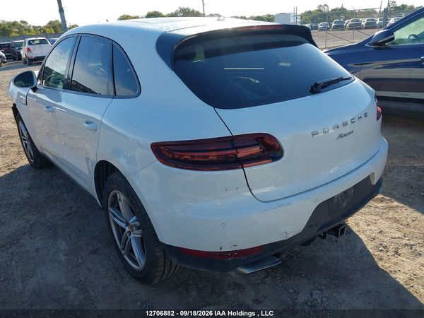 2018 PORSCHE MACAN — I3