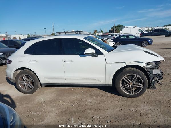 2018 PORSCHE MACAN — I14