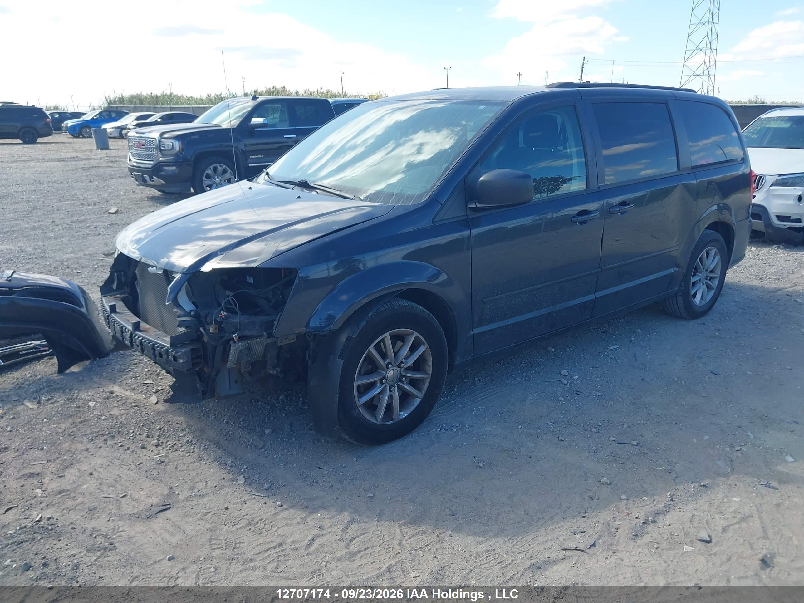2013 DODGE GRAND CARAVAN SE — I2