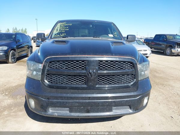 2019 RAM 1500 CLASSIC SLT — I11
