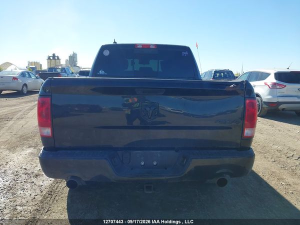 2019 RAM 1500 CLASSIC SLT — I15