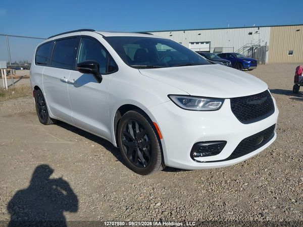 2026 CHRYSLER PACIFICA LIMITED — I1