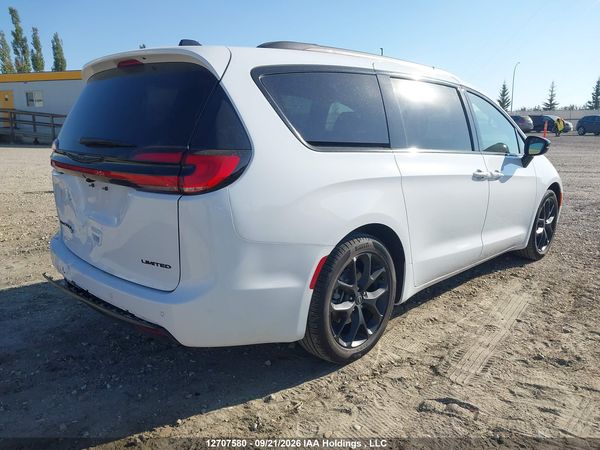 2026 CHRYSLER PACIFICA — I4