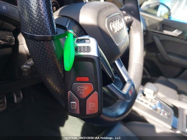 2020 AUDI Q5 TITANIUM PRESTIGE — I11