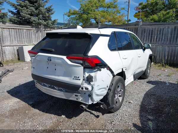 2023 TOYOTA RAV4 XLE — I4