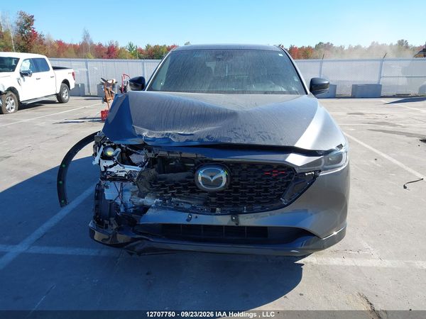 2022 MAZDA CX-5 Premium Package — I13