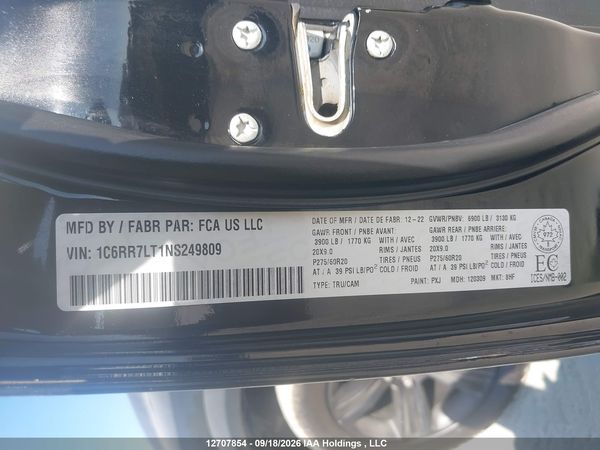 2022 RAM 1500 CLASSIC SLT — I9