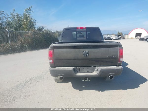 2022 RAM 1500 CLASSIC SLT — I16