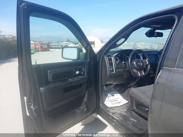 2022 RAM 1500 CLASSIC SLT — I20