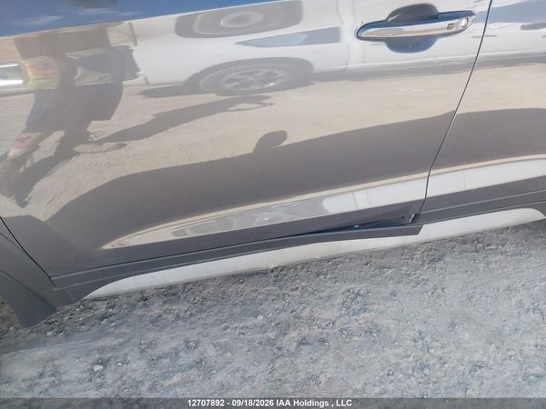 2020 HYUNDAI TUCSON — I19
