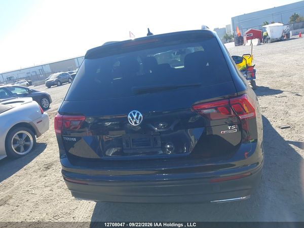 2018 VOLKSWAGEN TIGUAN SE/SEL — I16