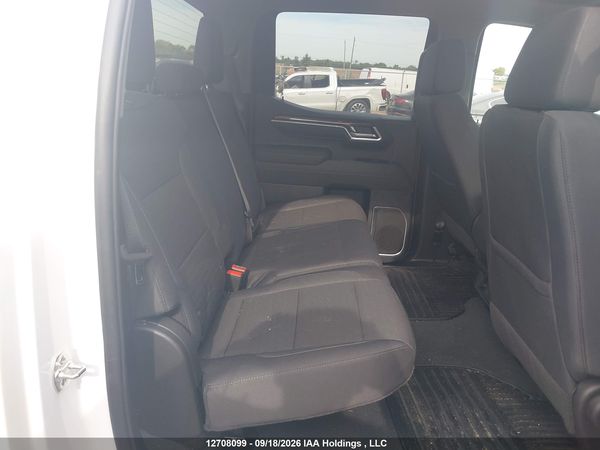 2026 CHEVROLET SILVERADO K1500 LT — I8