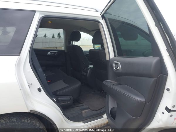 2018 NISSAN PATHFINDER — I8