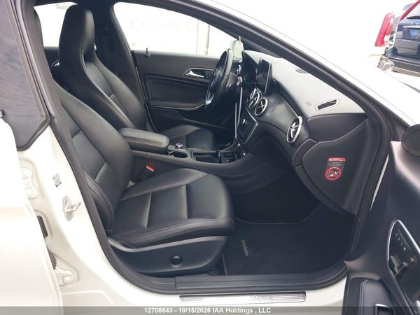 2015 MERCEDES-BENZ CLA 250 4MATIC — I5