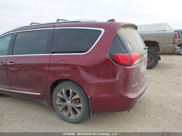 2017 CHRYSLER PACIFICA LIMITED — I6
