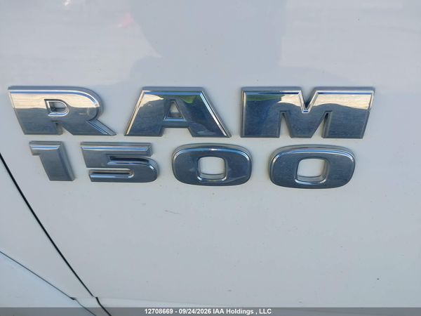 2018 RAM 1500 SLT — I11