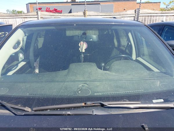 2015 DODGE GRAND CARAVAN SE — I18