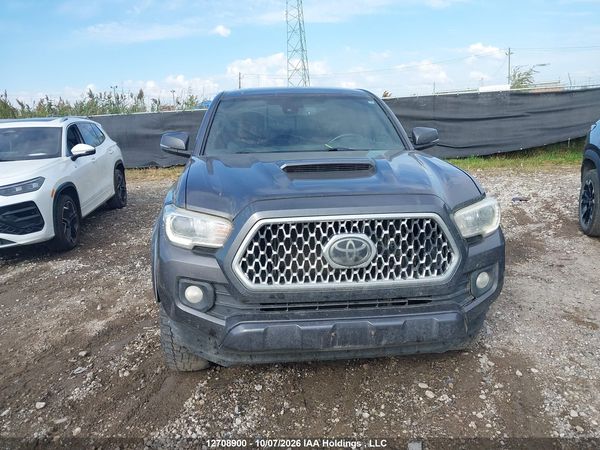 2018 TOYOTA TACOMA — I12