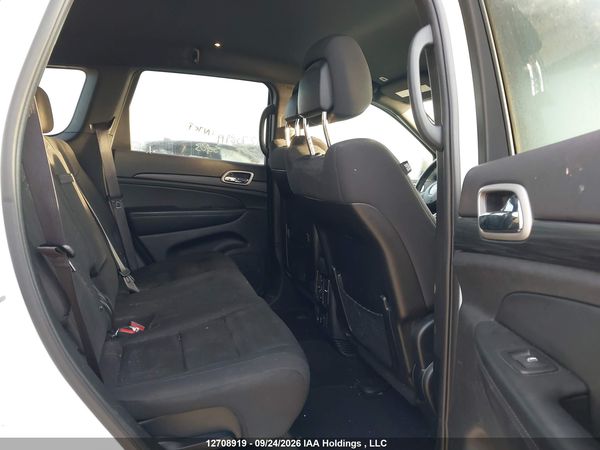 2021 JEEP GRAND CHEROKEE LAREDO — I8