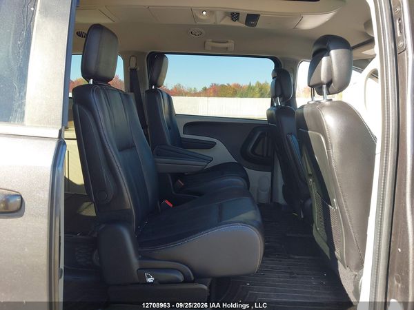 2019 DODGE GRAND CARAVAN CREW — I8