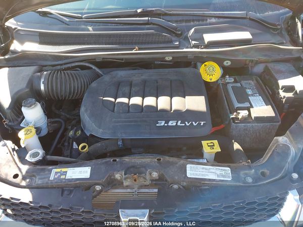 2019 DODGE GRAND CARAVAN CREW — I10