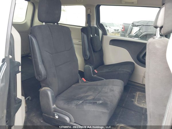 2012 DODGE GRAND CARAVAN SE — I8