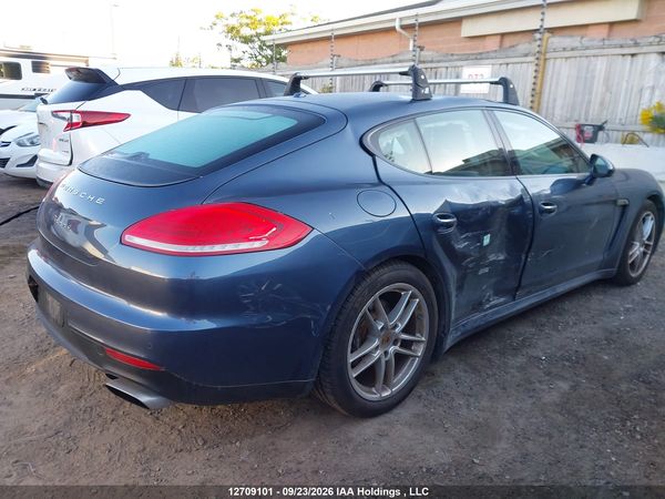 2015 PORSCHE PANAMERA 2/4 — I4
