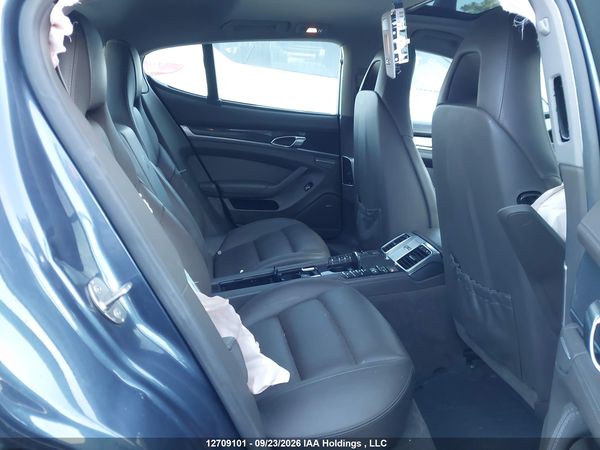 2015 PORSCHE PANAMERA 2/4 — I8