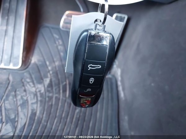 2015 PORSCHE PANAMERA 2/4 — I10