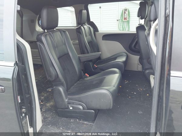 2018 DODGE GRAND CARAVAN SE — I8