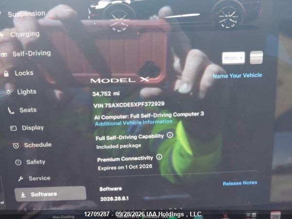 2023 TESLA MODEL X — I8