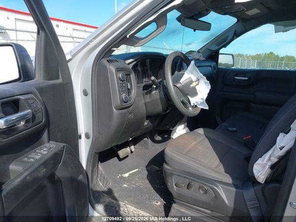 2022 CHEVROLET SILVERADO K1500 Custom — I20