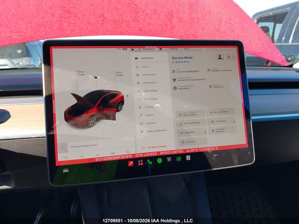 2021 TESLA MODEL Y LONG RANGE — I7