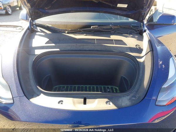 2022 TESLA MODEL Y LONG RANGE — I10