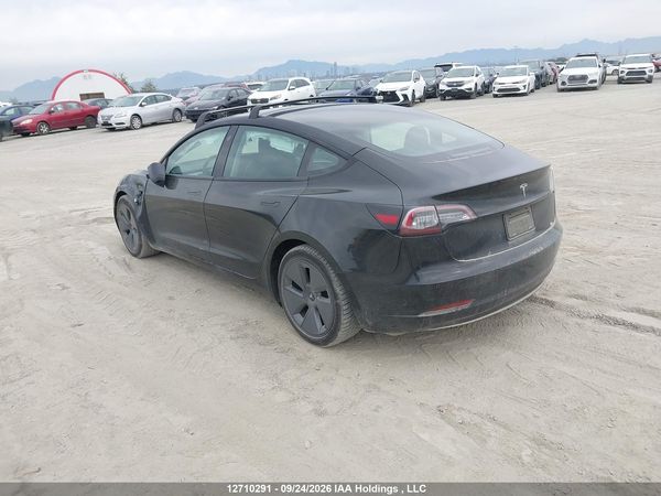 2021 TESLA MODEL 3 — I3